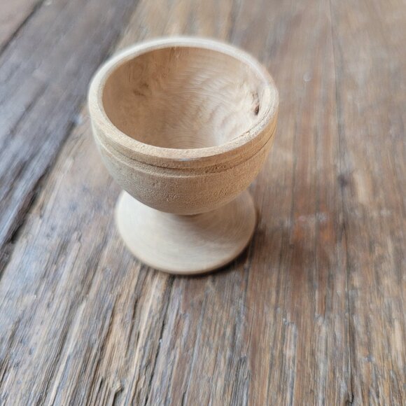 Hand turned rustic wooden egg holder egg cup - Picture 8 of 8